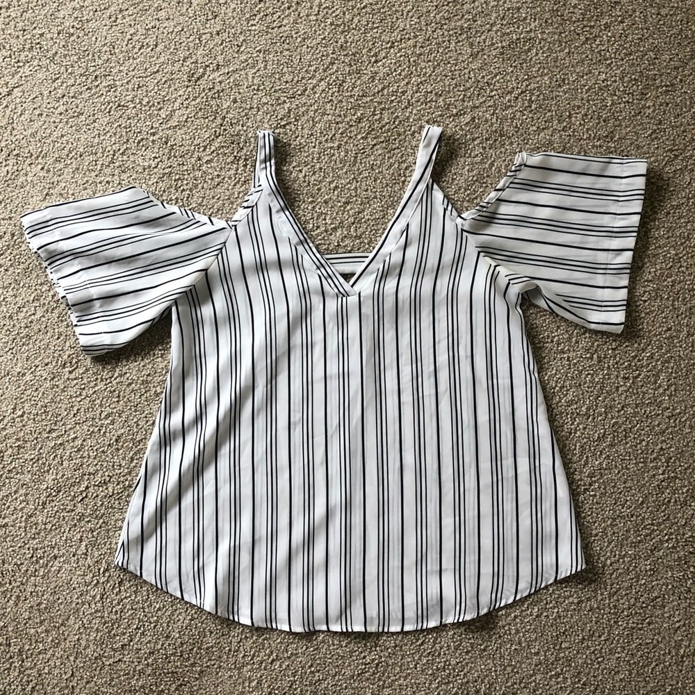 Sienna Sky Black & White Striped Cold Shoulder Blouse | XS | Boho V-Neck